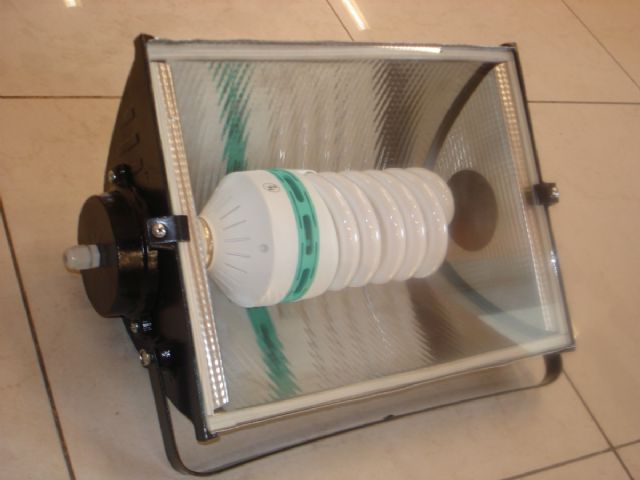 Proyector B.C. 85/105w